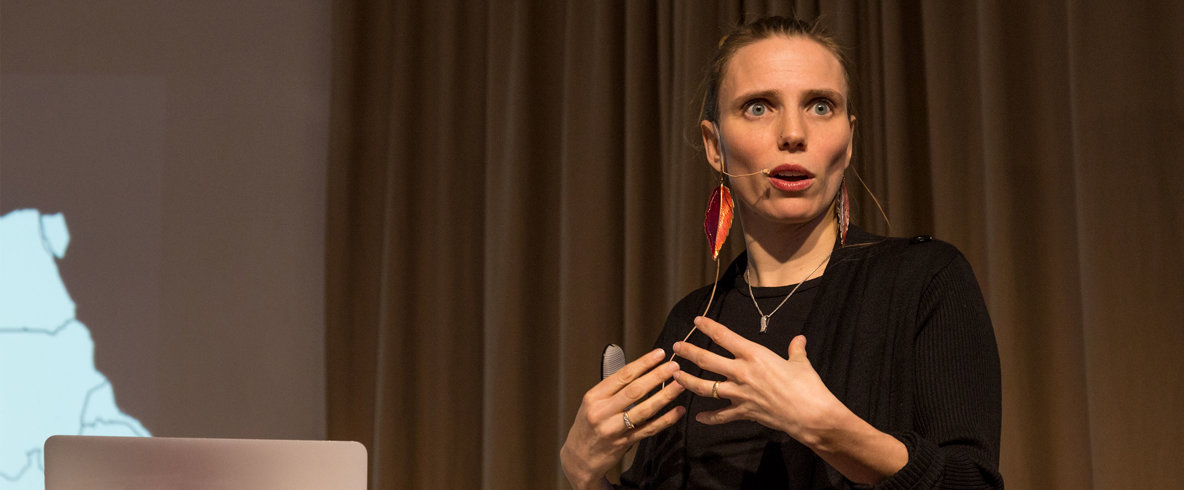 Anna Roxvall föreläser på Kävesta