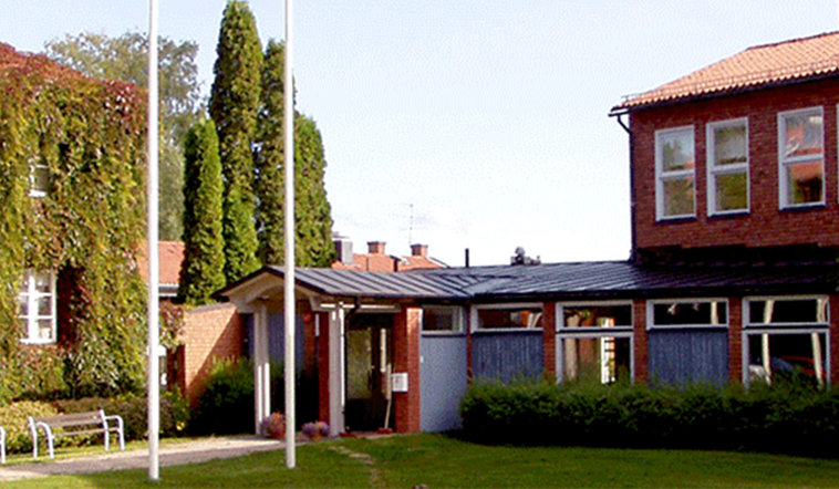 Mora folkhögskola entre, vinter