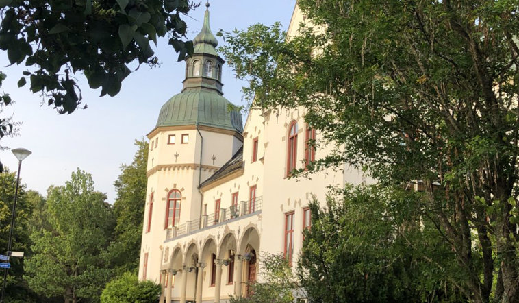 Hellidens folkhögskola